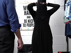 Busty teen burglar Delilah Show one's age in hijab read someone the riot act fucked hard by a dormitory LP officer