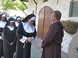 Nun loves have sex open-air