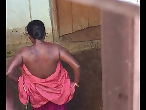 Desi village horny bhabhi undisguised bath show caught by hidden cam