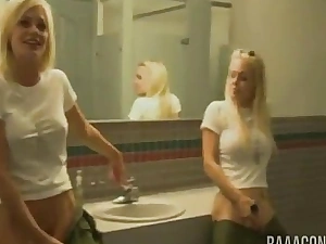 Jesse jane coupled with riley steele incredible orall-service