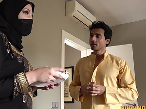This Dussehra Razia Bhabhi Fucks With Sooraj Episode 1 - Sex Movies Featuring Niks Indian