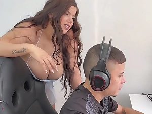 I have secret sex close to my stepbro who is a nerd gamer - Savannah Watson